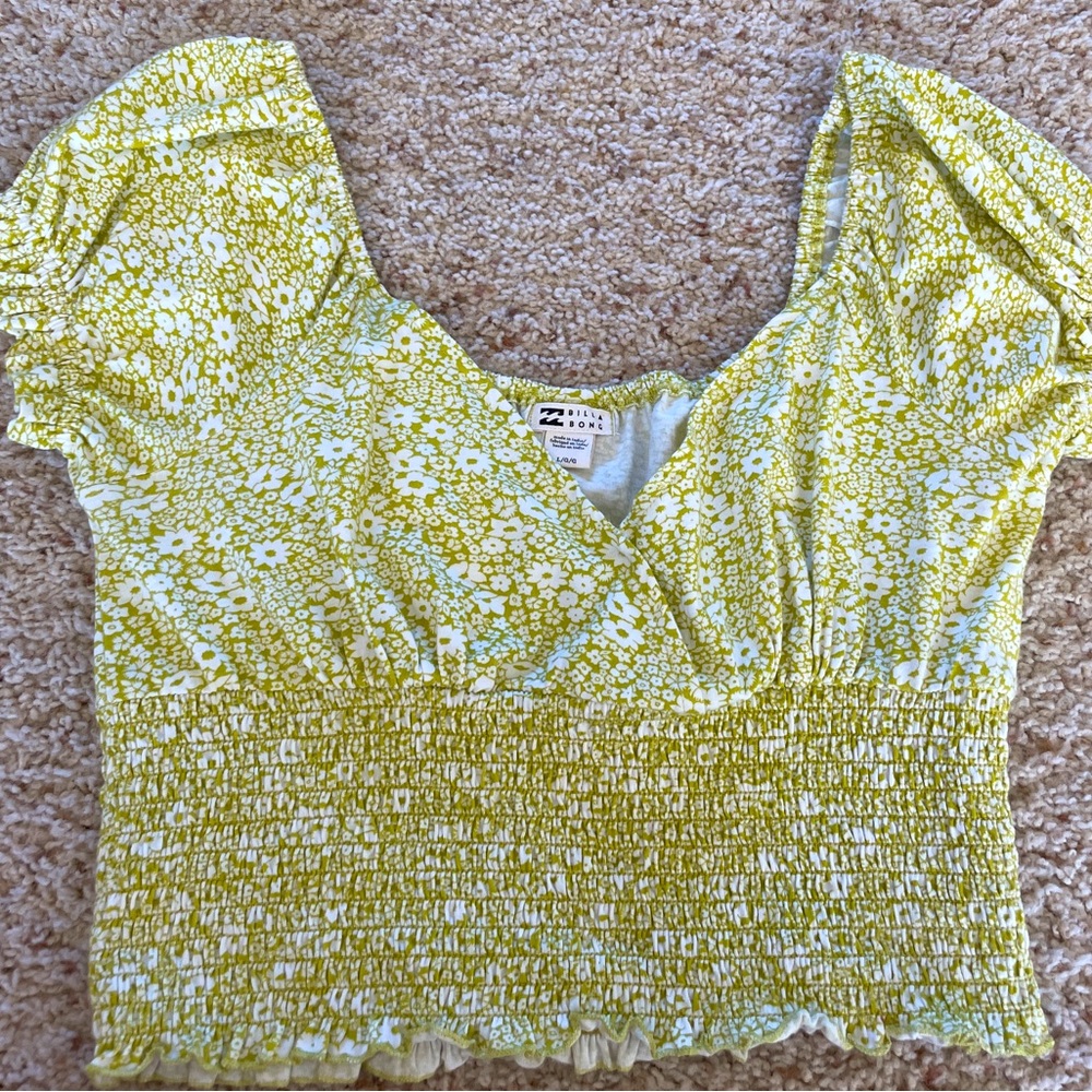 Billa Bong Green low neck flower top